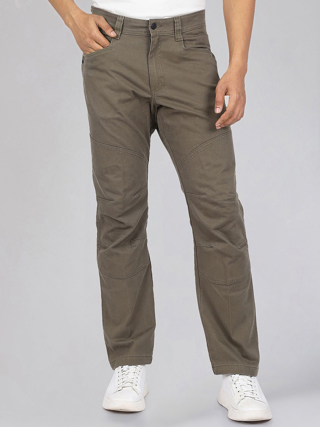 

Wrangler Men Straight Fit Low-Rise Trousers, Brown