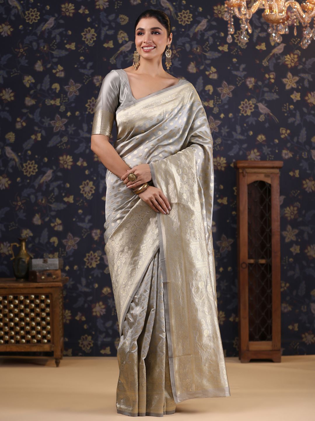 

House of Pataudi Woven Design Banarasi Saree, Cream