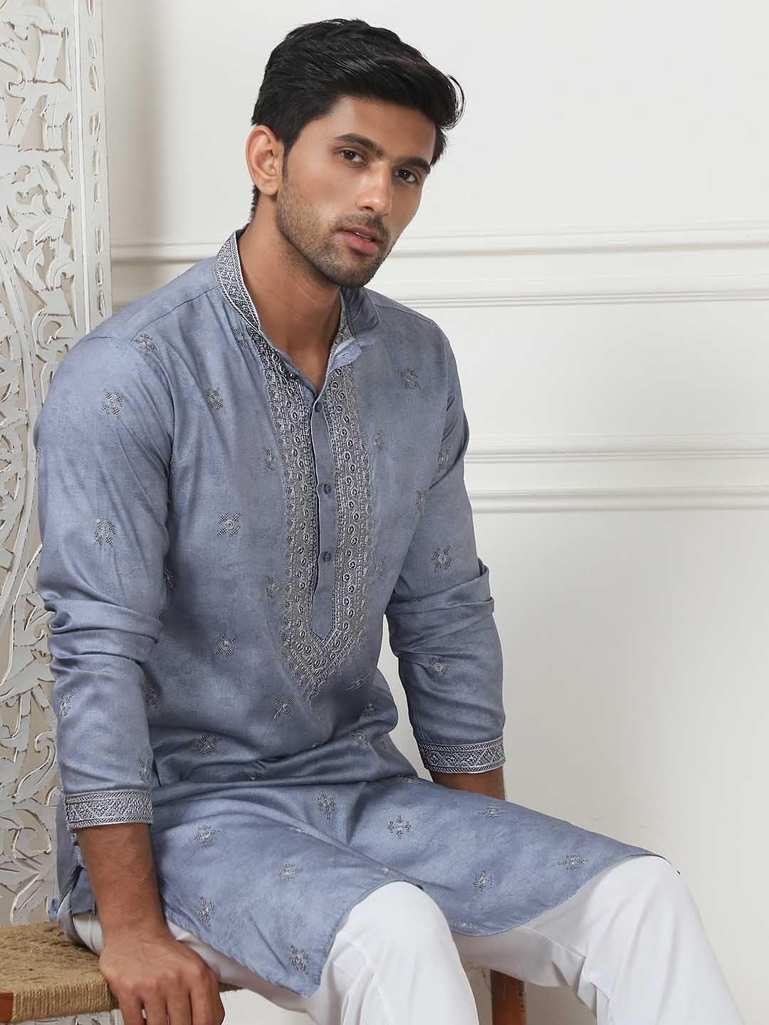 

Jompers Ethnic Motifs Embroidered Straight Sequinned Kurta with Pyjamas, Grey