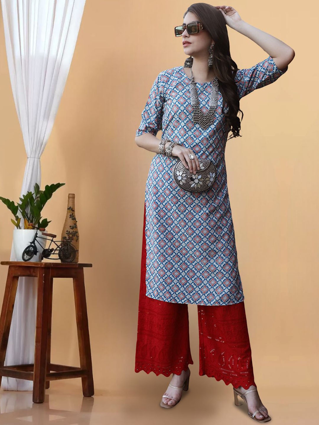 

7Threads Floral Printed Crepe Straight Kurta, Blue