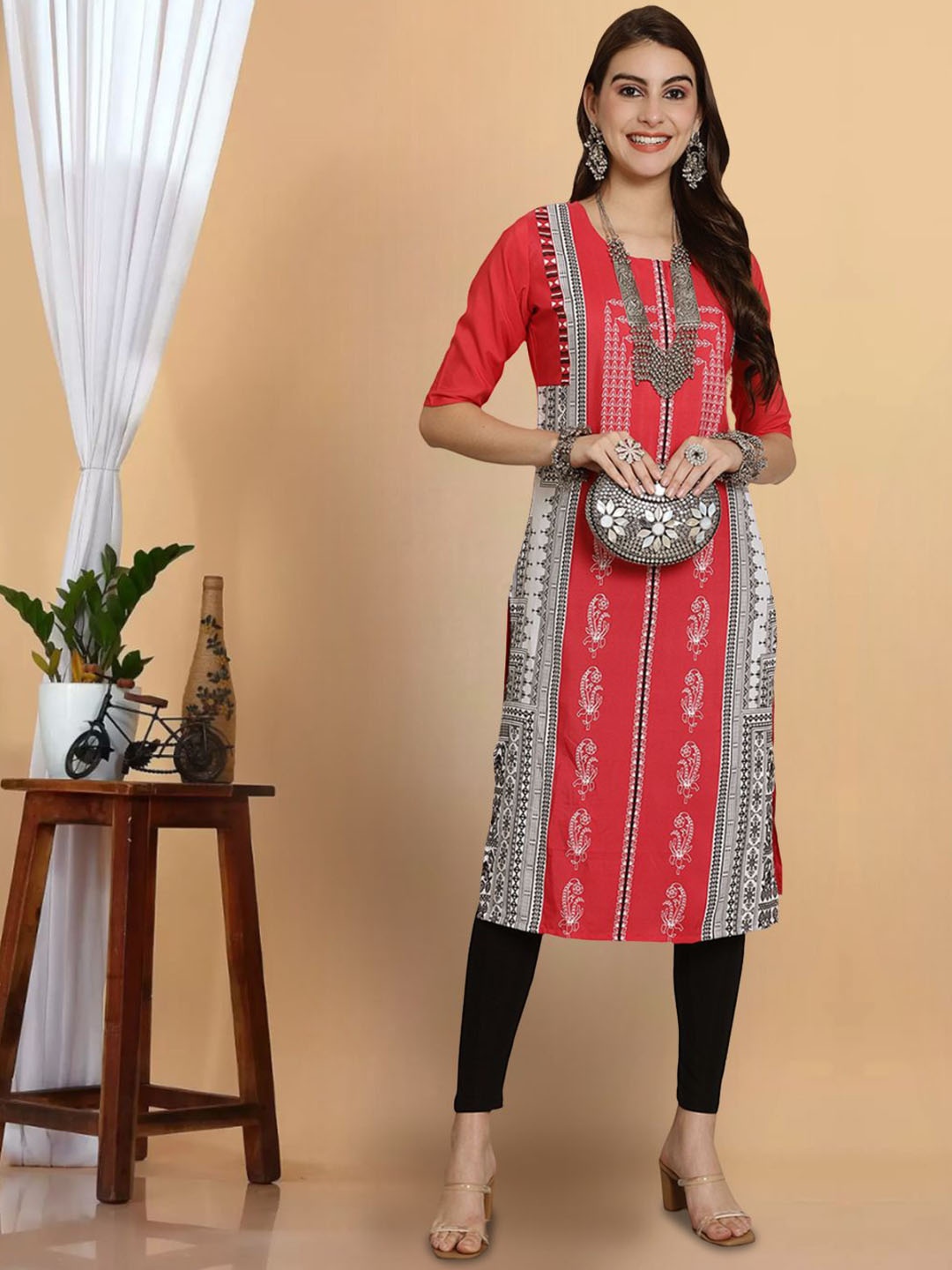 

7Threads Ethnic Motifs Printed Round Neck Crepe Straight Kurta, Red