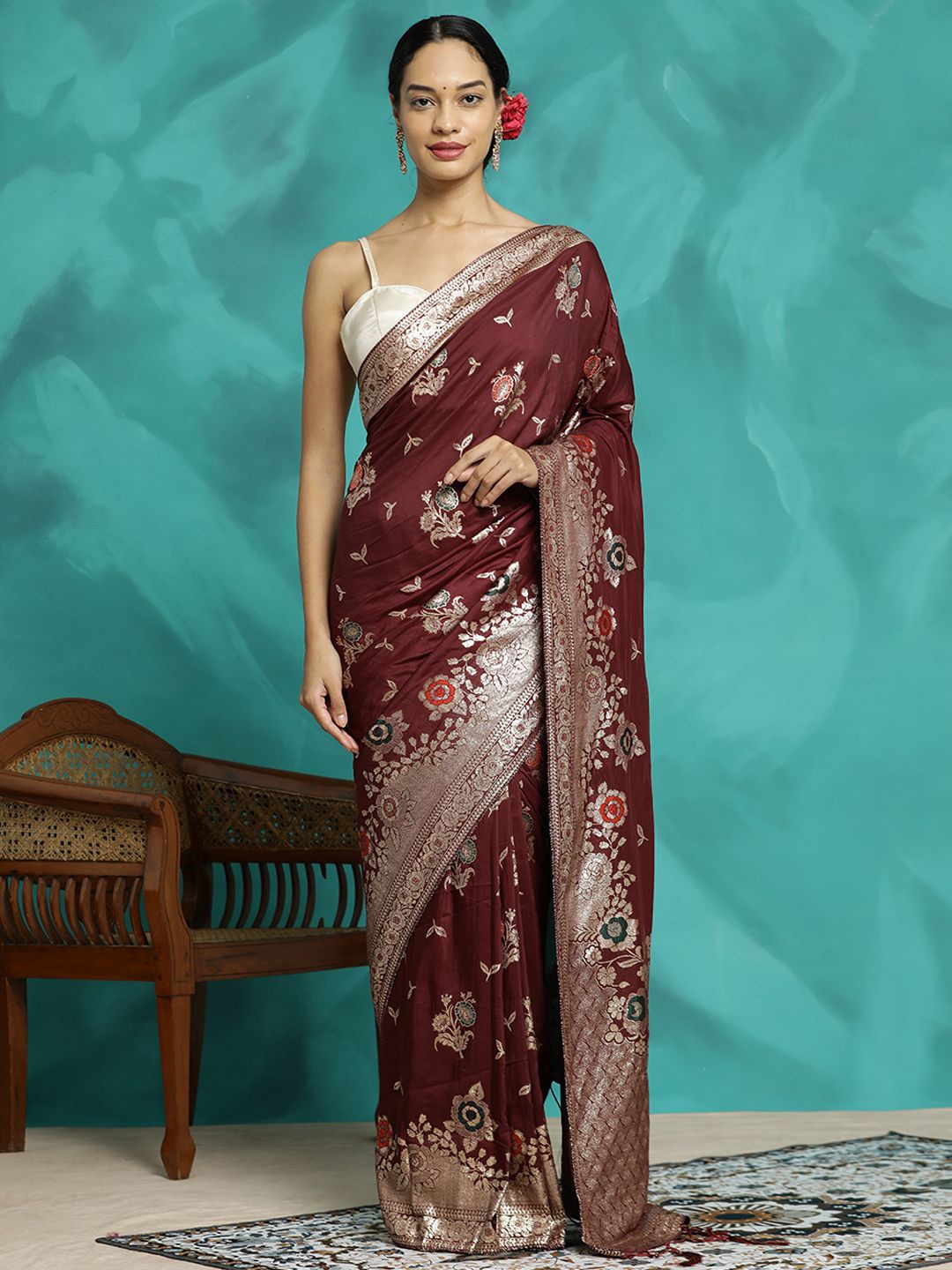 

Jaipur Kurti Festive Zari Woven Heavy Banarasi Saree, Burgundy