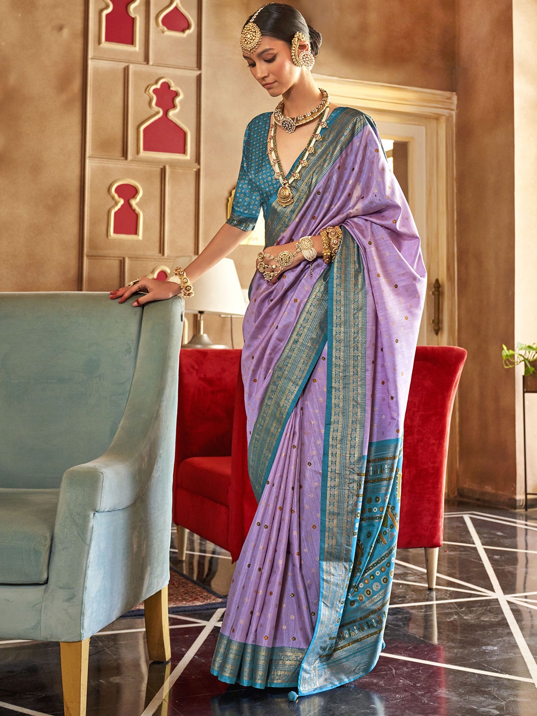 

KIMISHA Woven Design Zari Patola Saree, Lavender