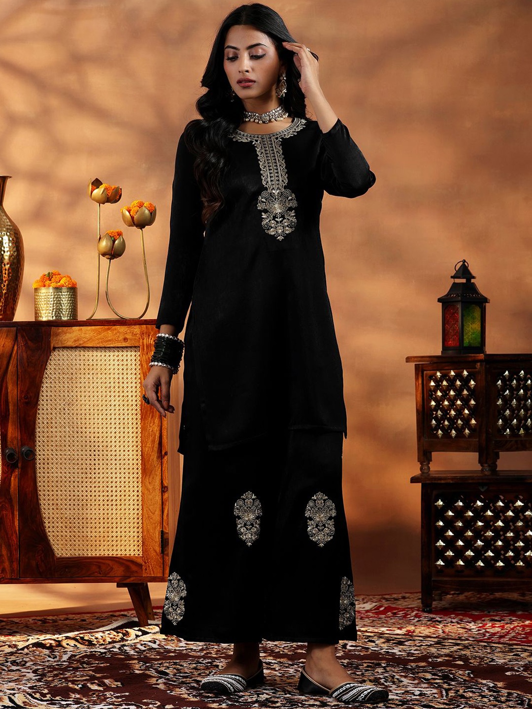 

Libas Floral Embroidered Sequinned Tunic With Palazzos, Black