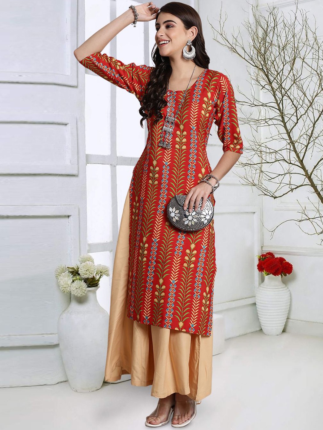 

7Threads Floral Printed Round Neck Straight Kurta, Orange