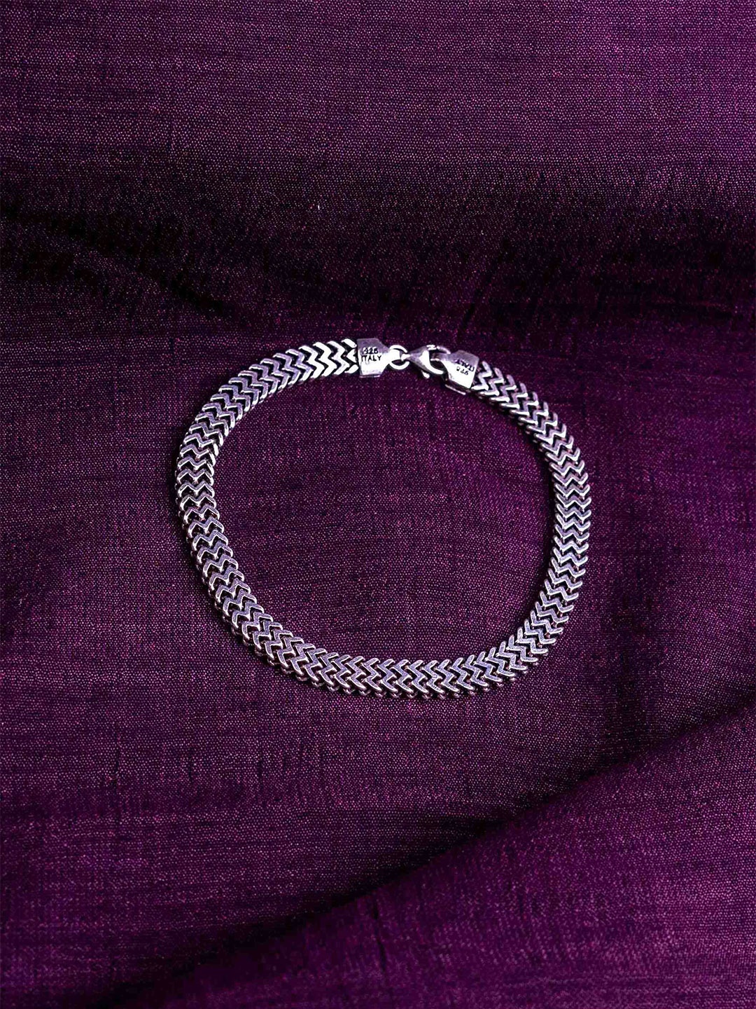 

STERLYN Women Sterling Silver Rhodium-Plated Link Bracelet