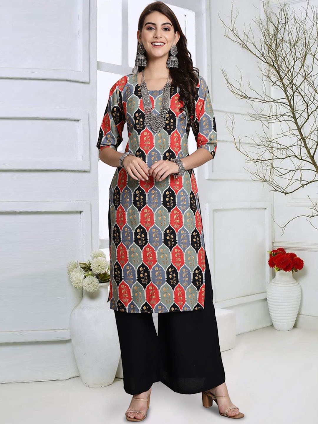 

7Threads Geometric Printed Round Neck Straight Kurta, Grey