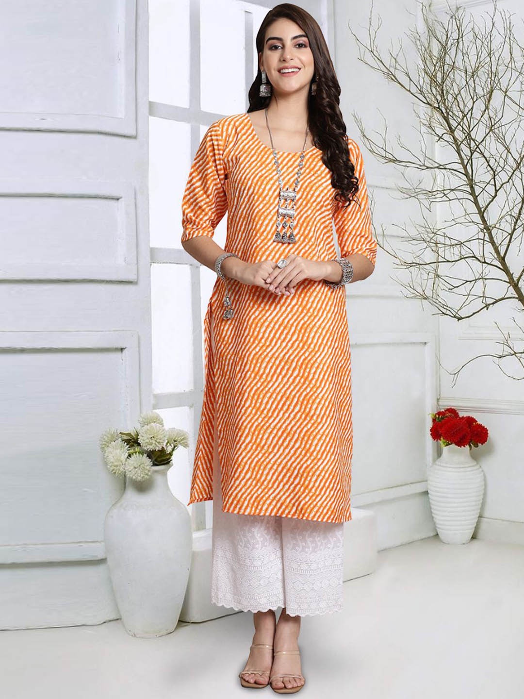 

7Threads Leheriya Printed Round Neck Straight Kurta, Orange
