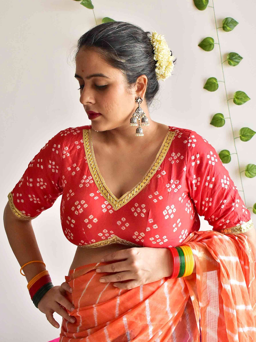 

Sundarii Printed Bandhani Saree Blouse, Red