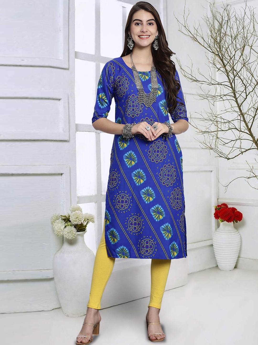 

7Threads Ethnic Motifs Printed Round Neck Straight Kurta, Blue
