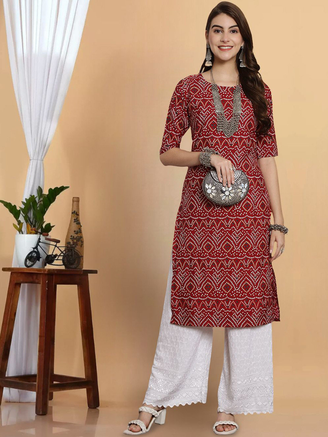 

7Threads Women Printed Patchwork Floral Crepe Kurta, Multi