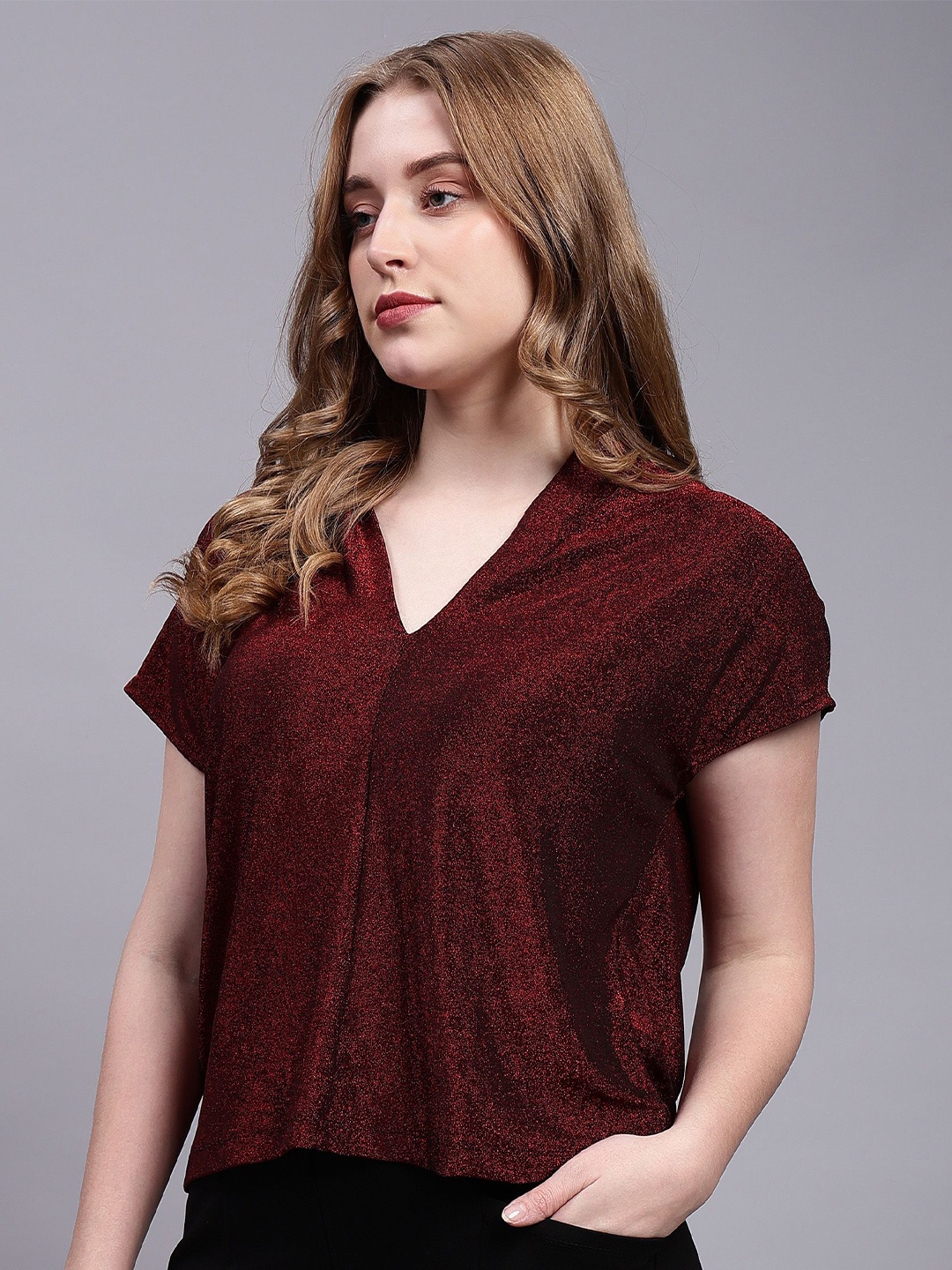 

SAFFE Women Shimmer Solid V-Neck Nylon Top, Maroon