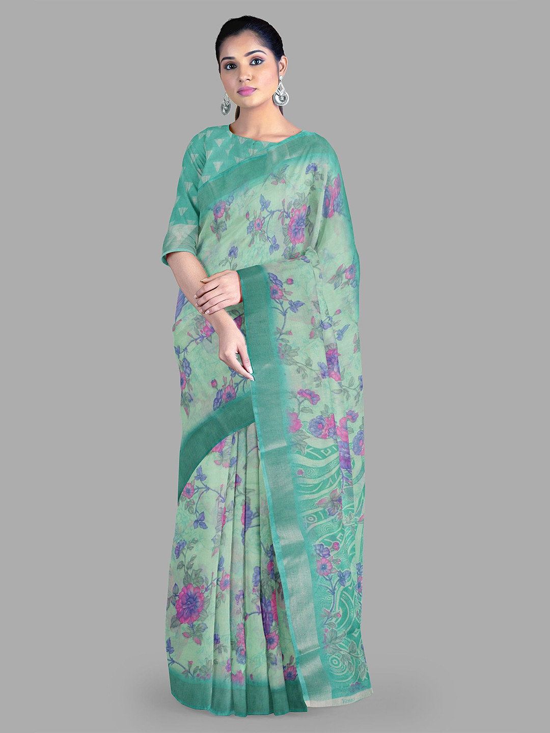 

The Chennai Silks Floral printed saree with blouse piece, Green