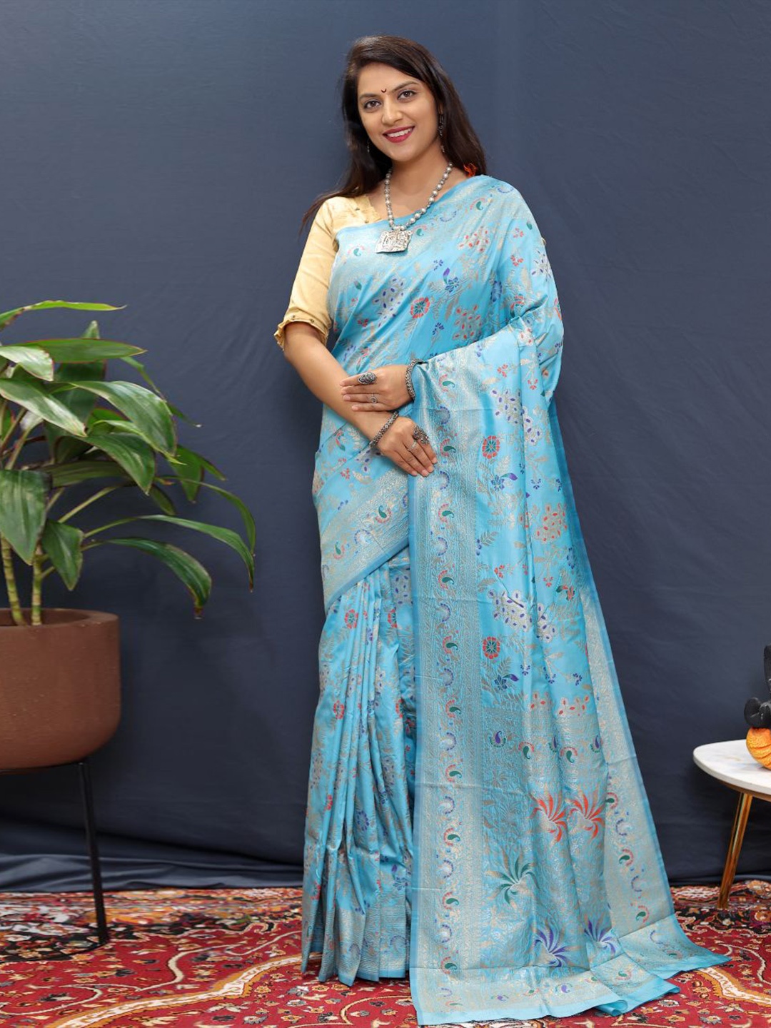 

Royal Rajgharana Saree Woven Design Zari Pure Silk Banarasi Sarees, Blue