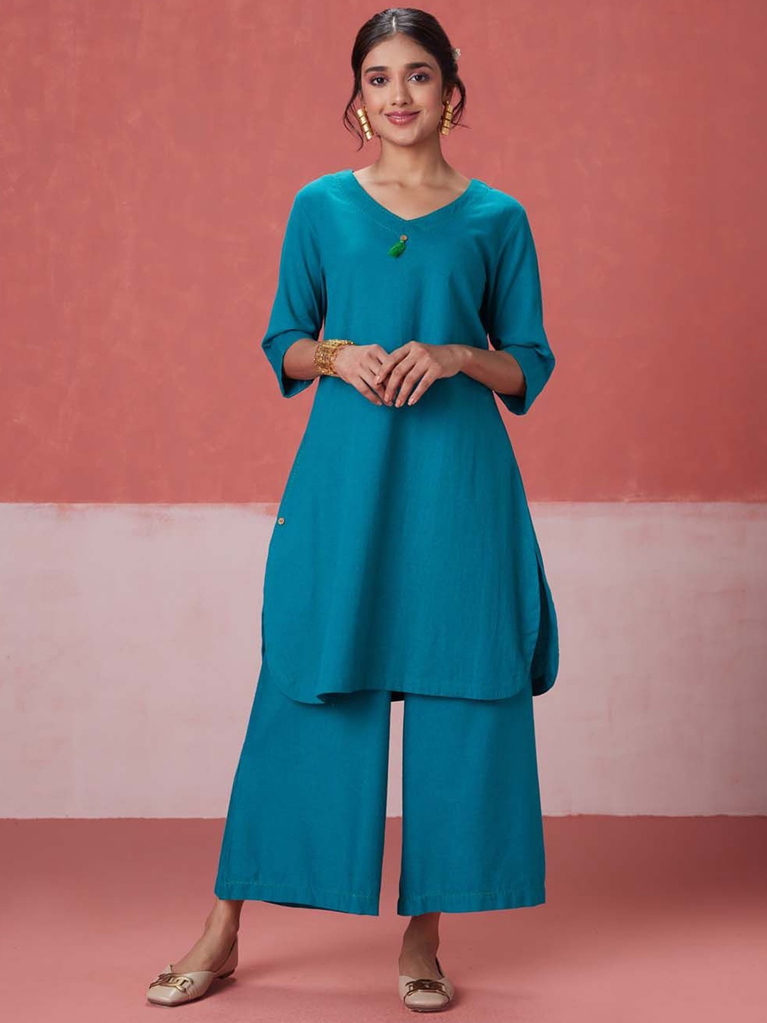 

Likha V-Neck Tunic with Trousers, Blue