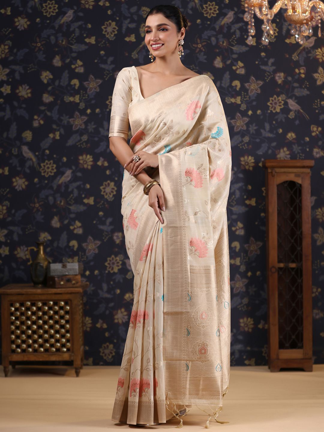 

House of Pataudi Woven Design Pure Linen Banarasi Sarees, Off white