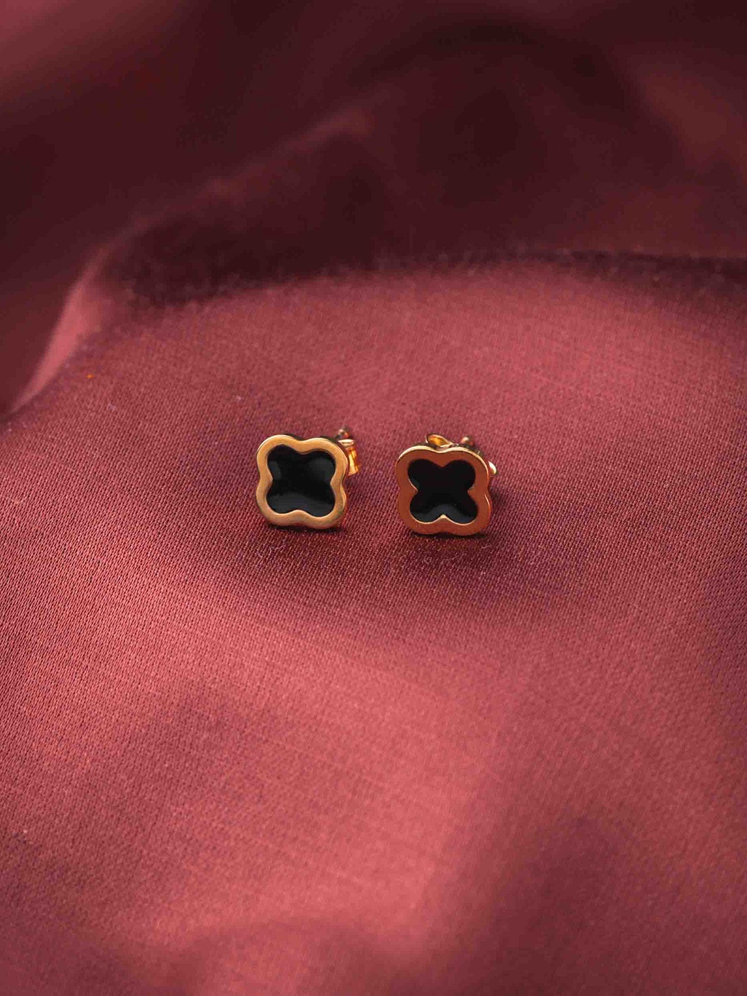

STERLYN Floral Studs Earrings, Gold