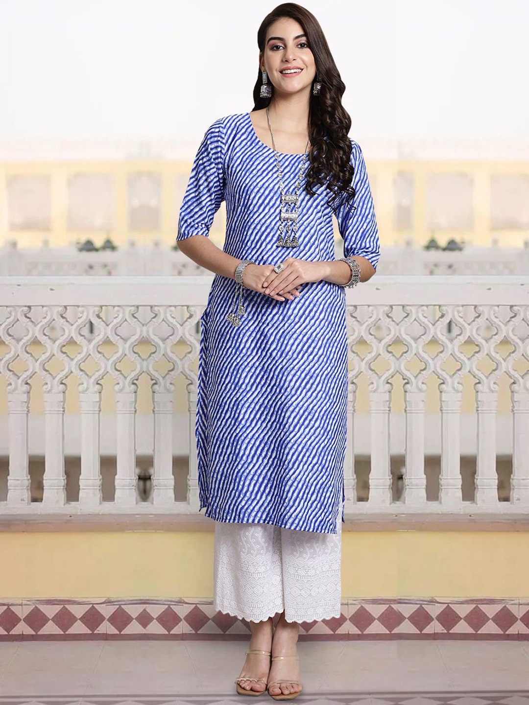 

7Threads Women Printed Patchwork Floral Crepe Kurta, Multi