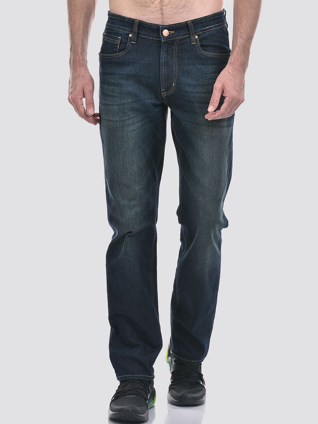 

Numero Uno Men Light Fade Stretchable Jeans, Blue