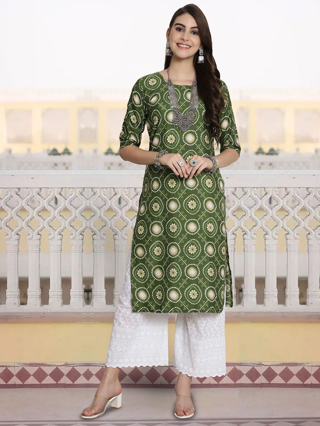 

7Threads Bandhani Printed Round Neck Straight Kurta, Green
