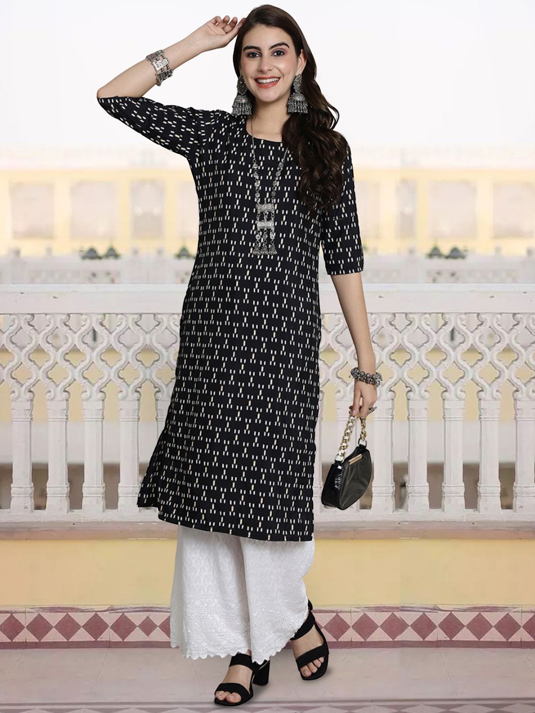 

7Threads Geometric Printed Round Neck Straight Kurta, Black