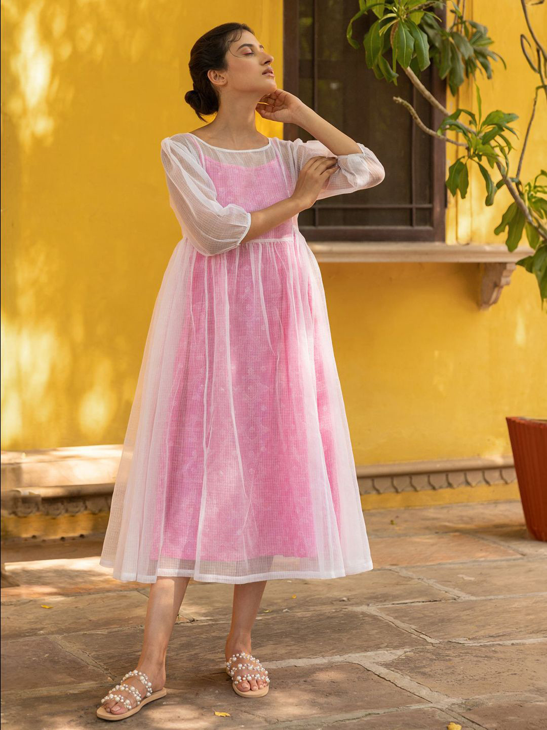 

The Yellow Bow Floral Printed Fit & Flare Midi Dress With a outer wear, Pink