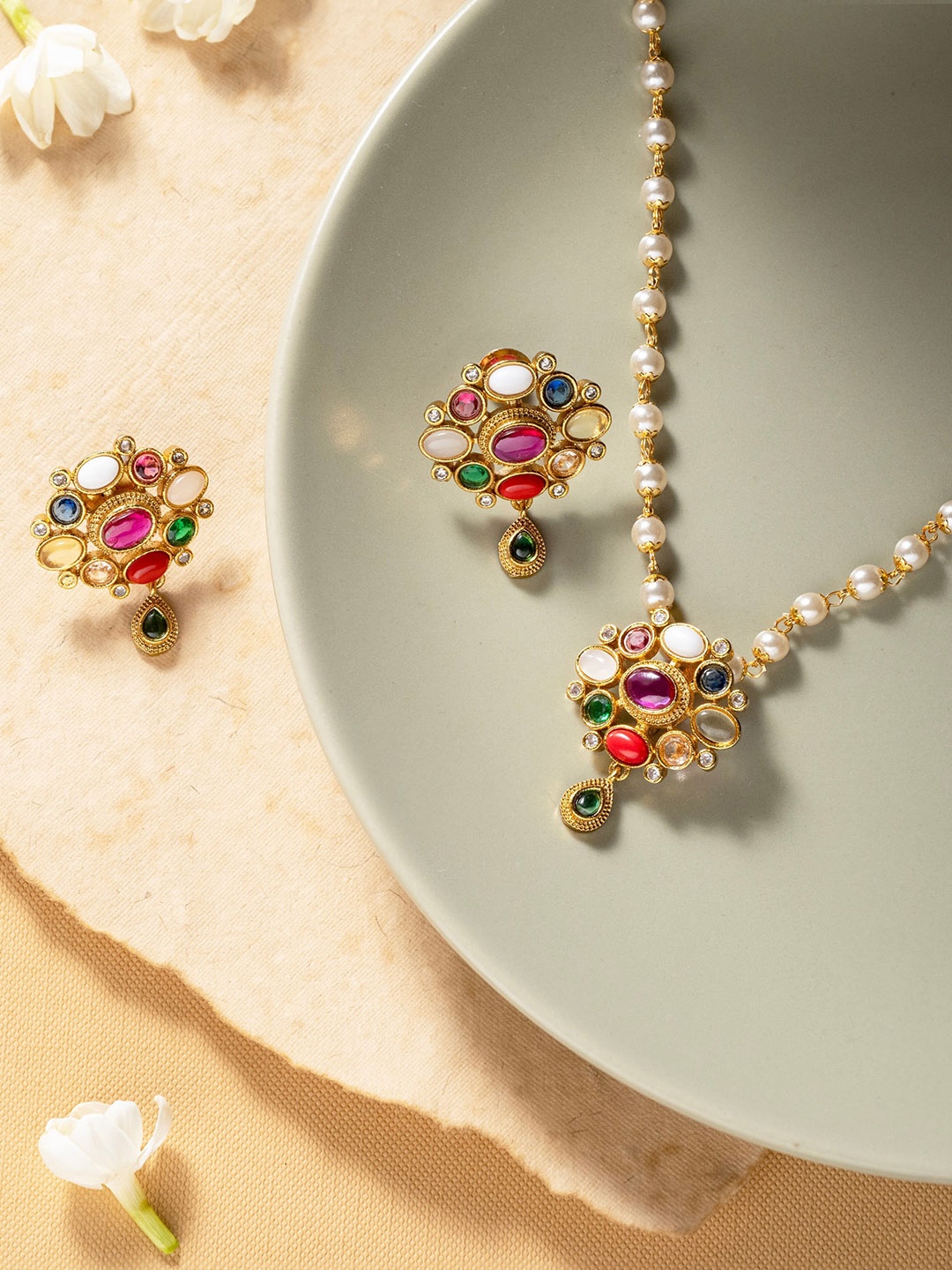 

Vriksham Stone-Studded & Beaded Jewellery Set, Gold