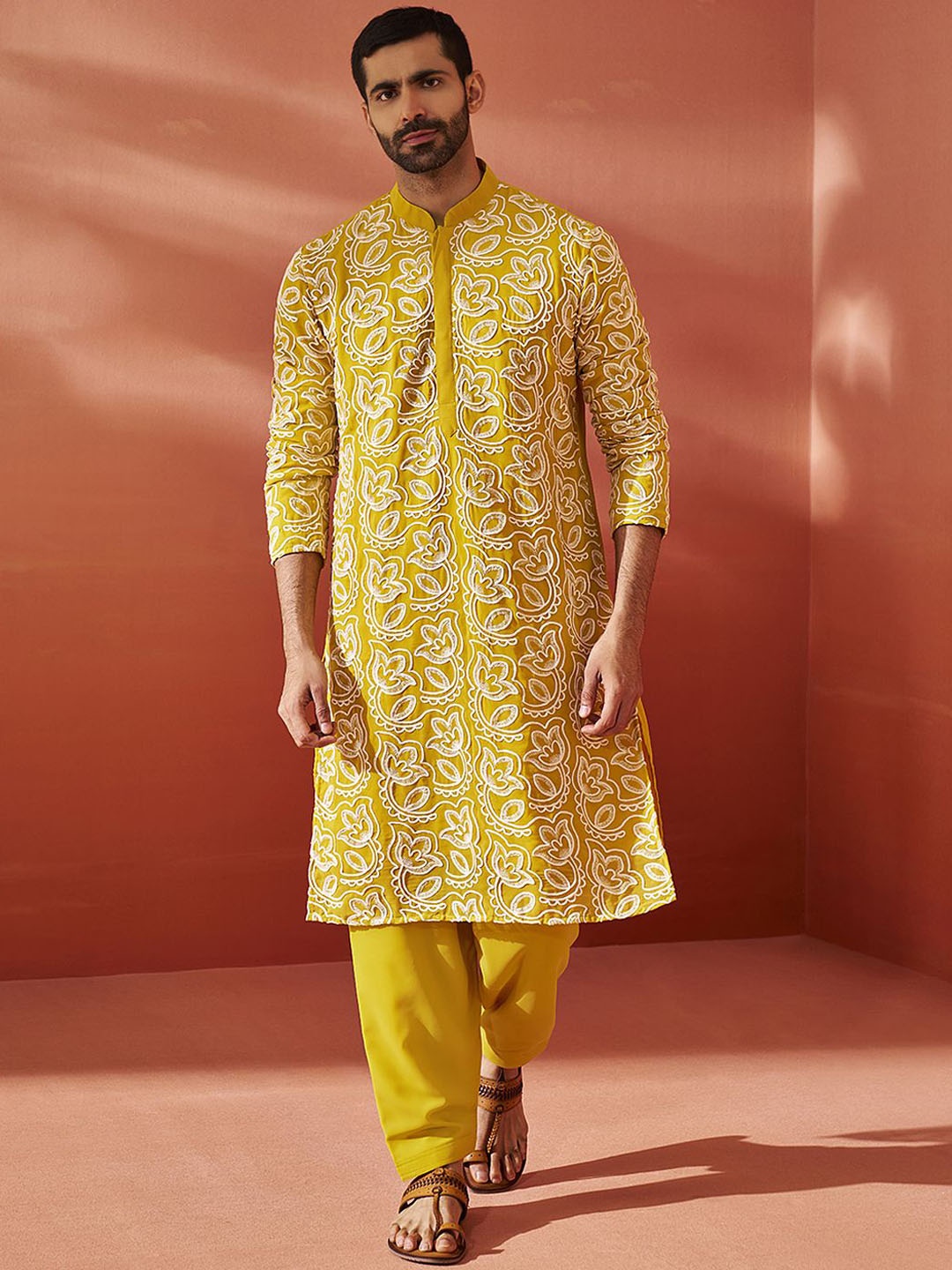 

VASTRAMAY Men Floral Embroidered Regular Thread Work Kurta with Pyjamas, Mustard