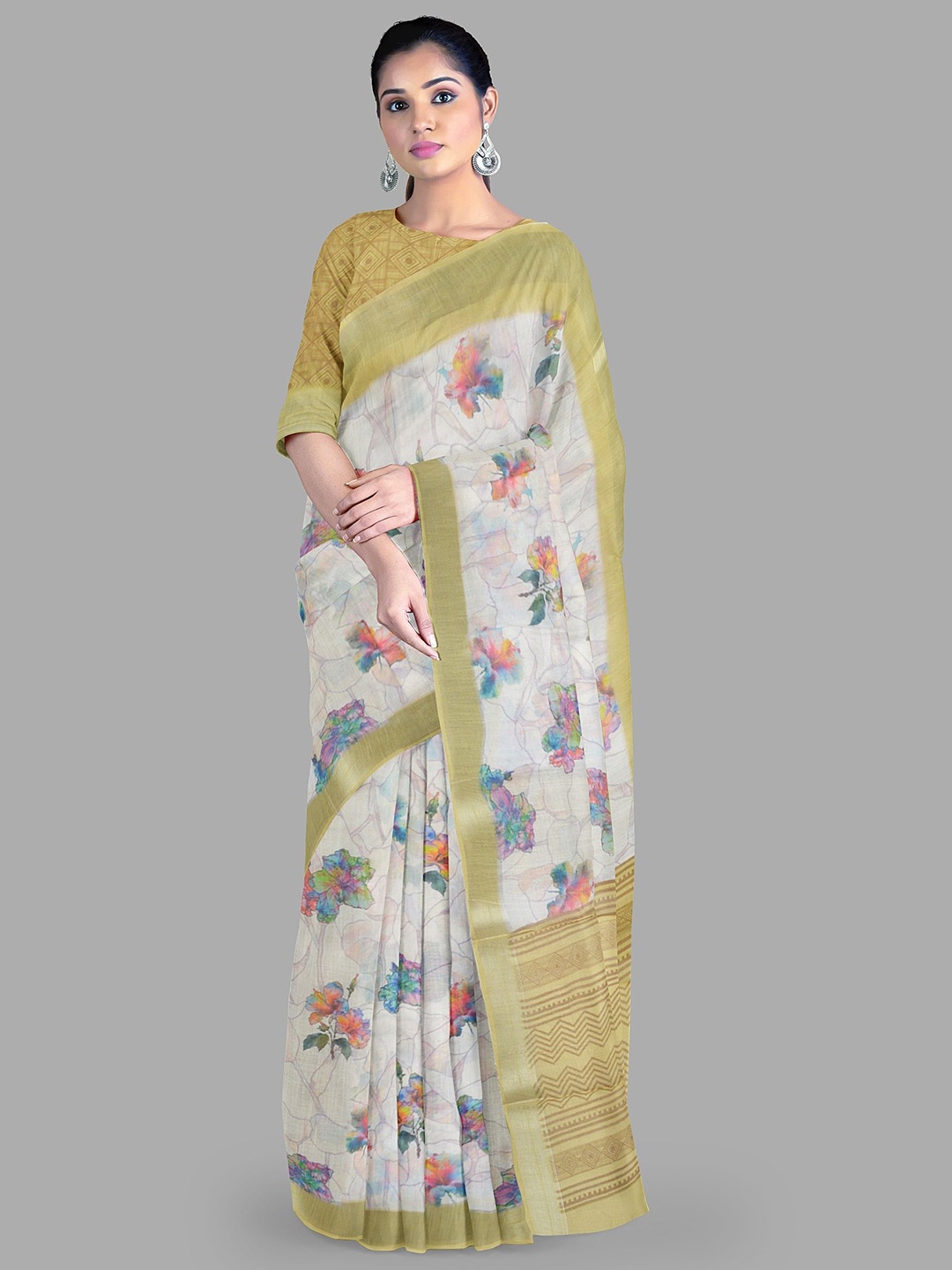 

The Chennai Silks Floral Printed Saree, Off white