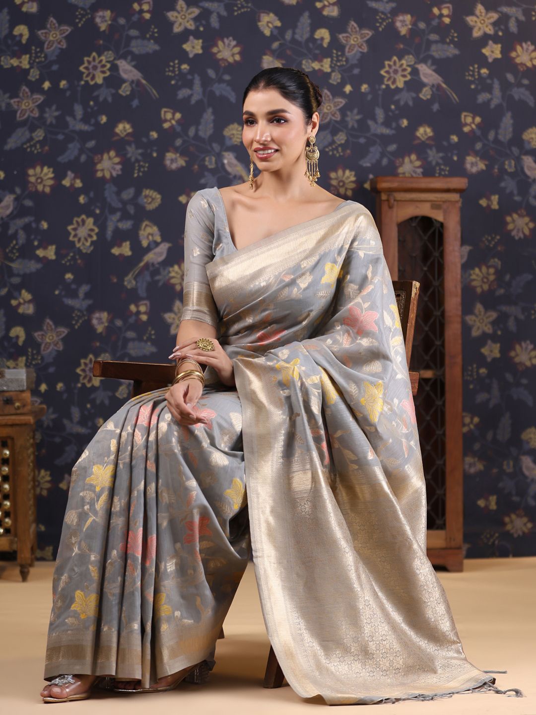 

House of Pataudi Woven Design Linen Banarasi Saree, Grey