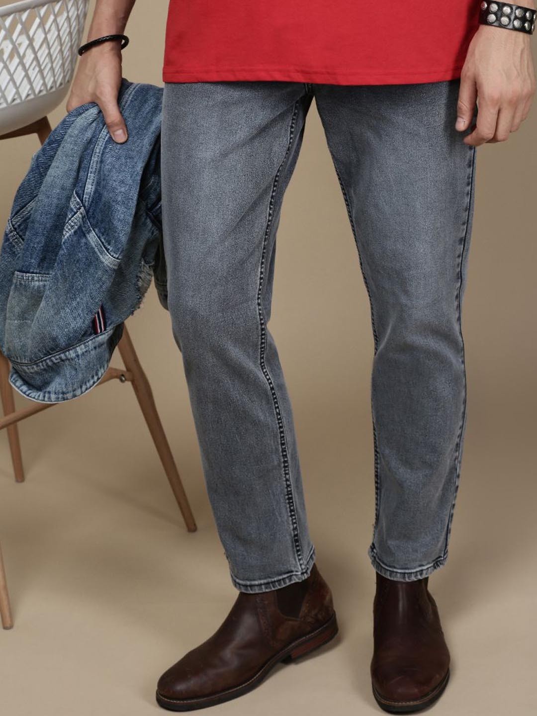 

The Roadster Lifestyle Co Men Low-Rise Light Fade Jeans, Grey
