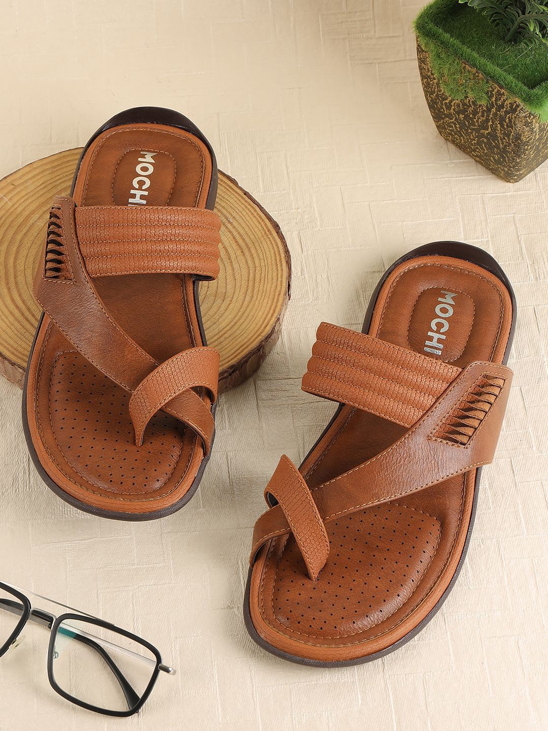 

Mochi Men Leather Comfort Sandals, Tan