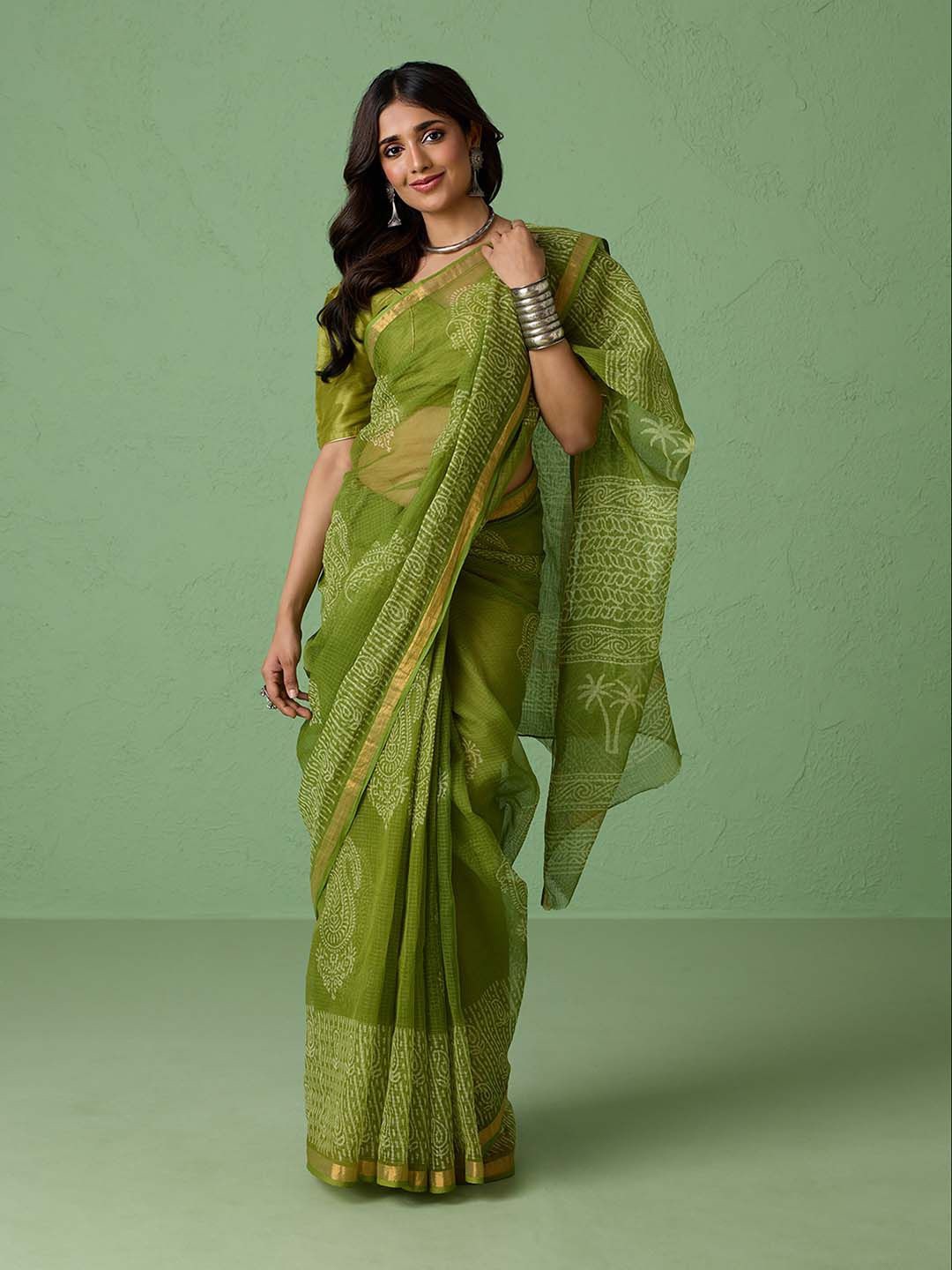 

Likha Floral Zari Pure Cotton Kota Saree, Green