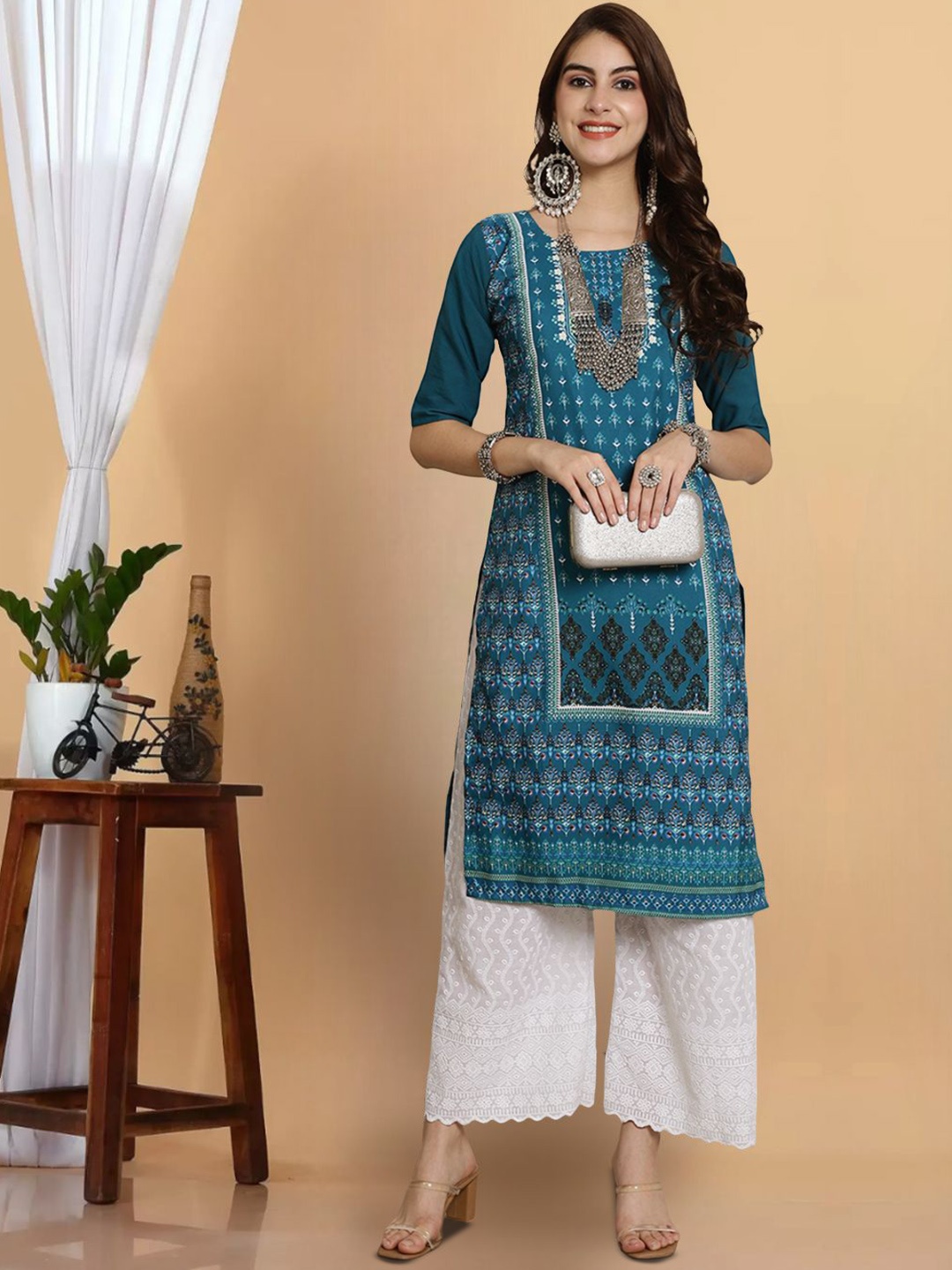 

7Threads Floral Printed Round Neck Straight Kurta, Blue