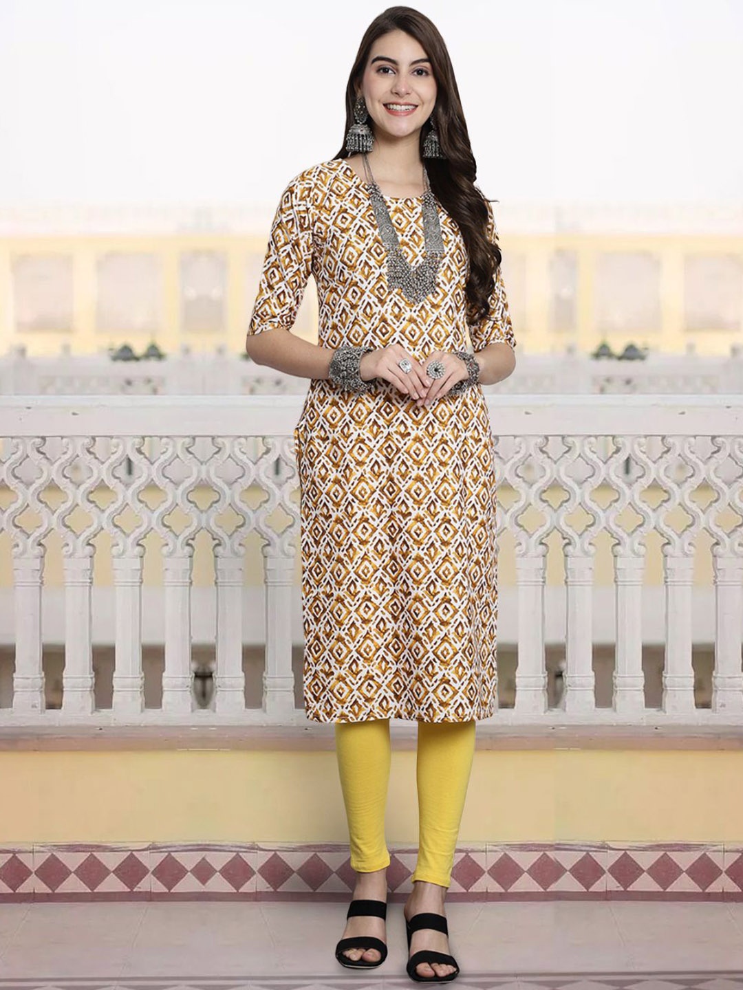 

7Threads Ethnic Motifs Printed Round Neck Crepe Straight Kurta, Mustard