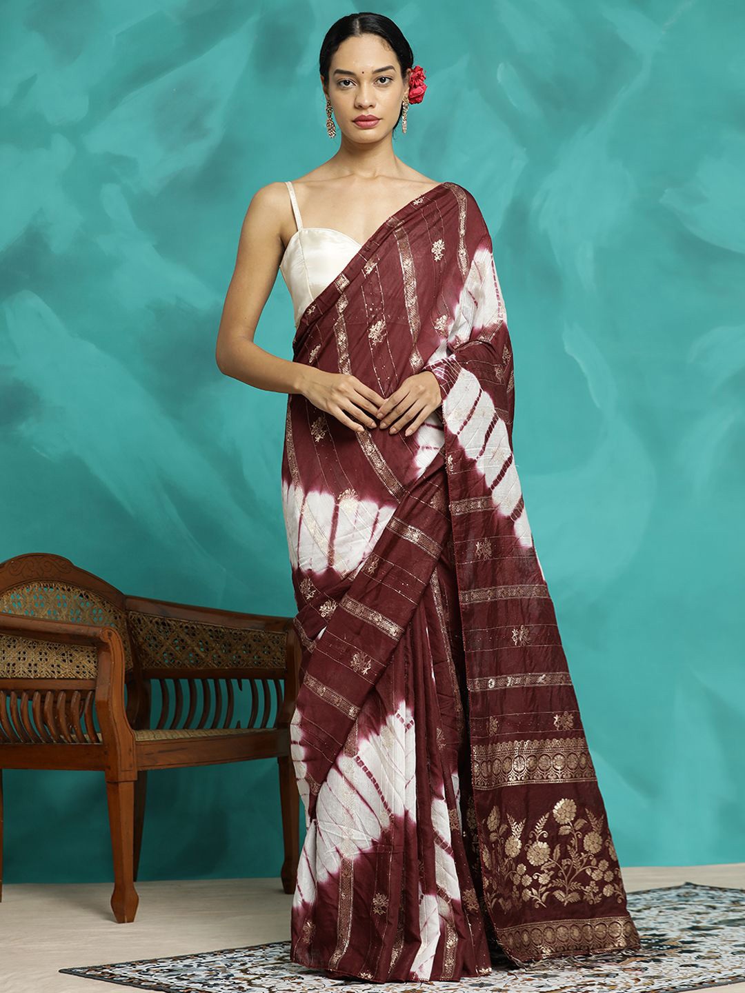 

Jaipur Kurti Zari Woven Cotton Blend Banarasi Saree, Burgundy