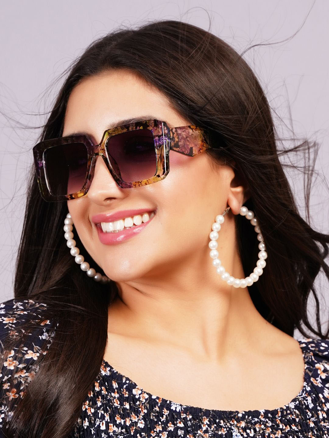 

DressBerry Women Oversized Sunglasses with UV Protected Lens, Grey