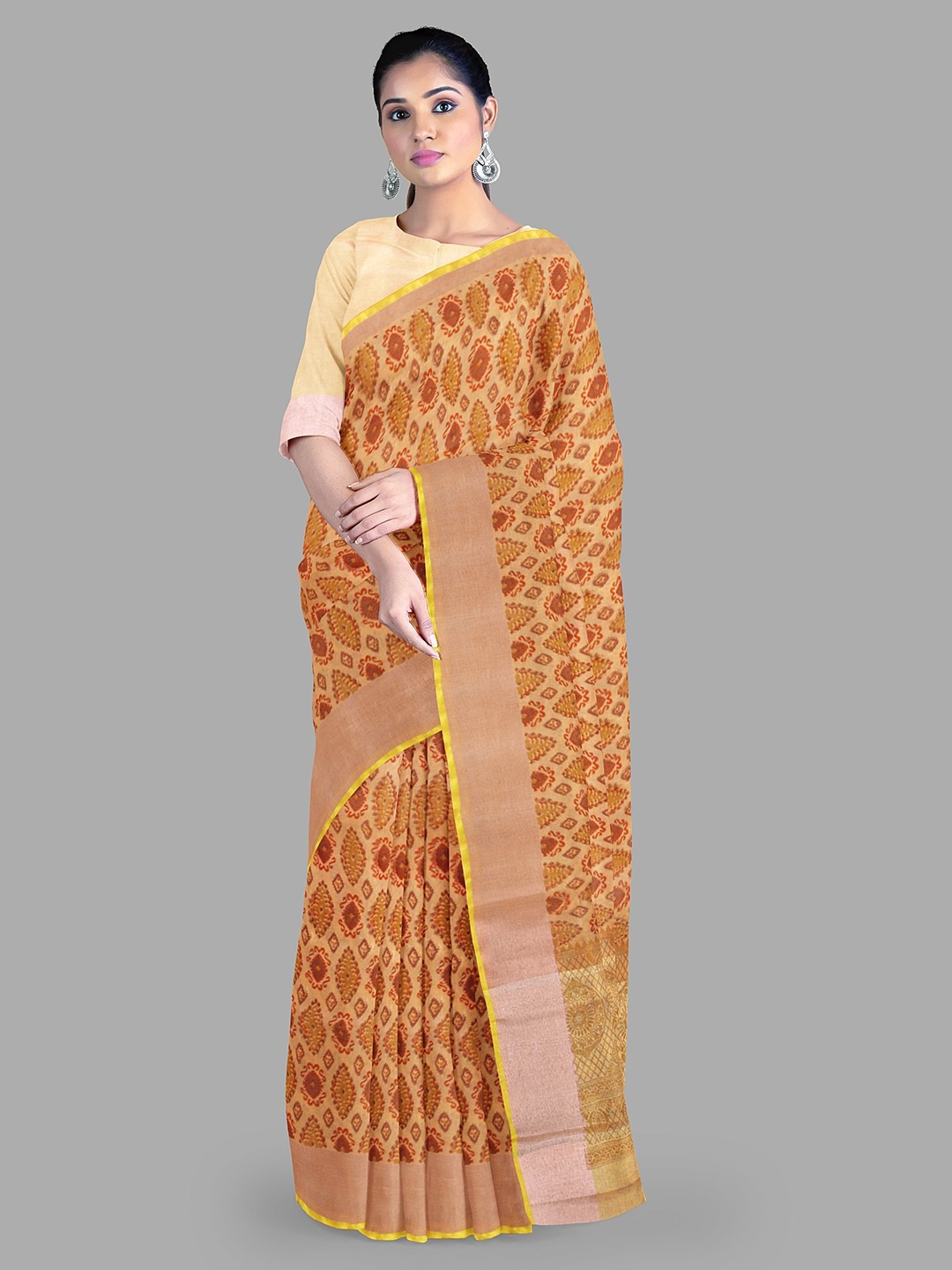 

The Chennai Silks Ethnic motifs Gadwal Saree, Gold