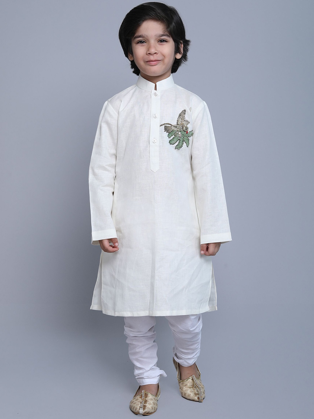 

Little Clothings Boys Embroidered Regular Beads and Stones Linen Kurta With Pyjama, Off white