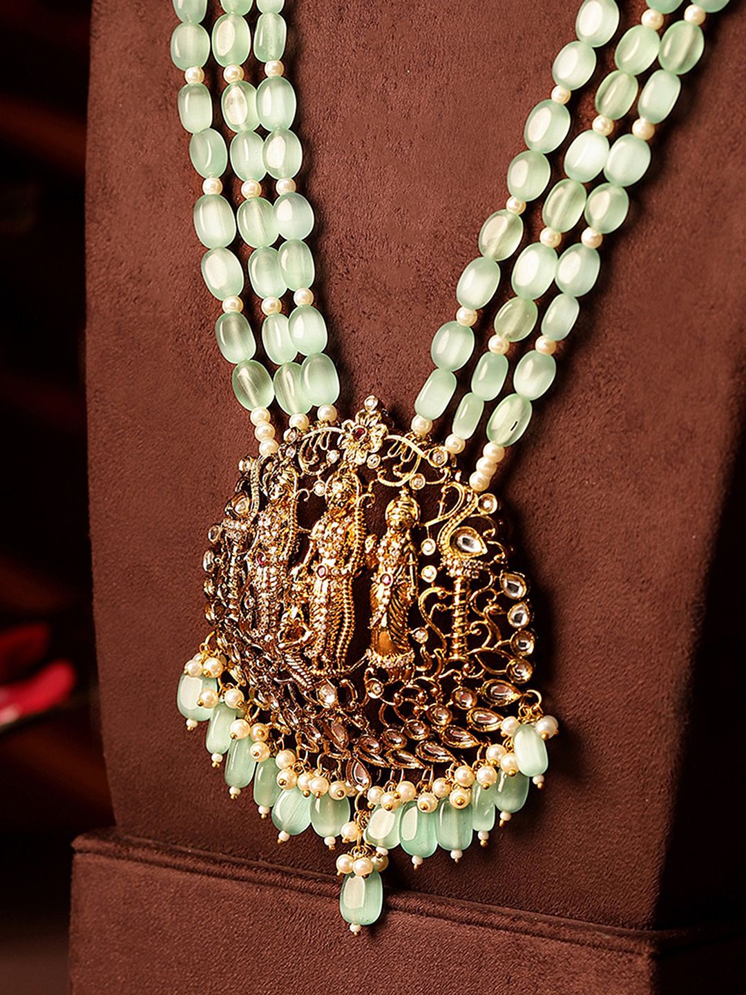 

Priyaasi Gold-Plated AD-Studded & Beaded Jewellery Set