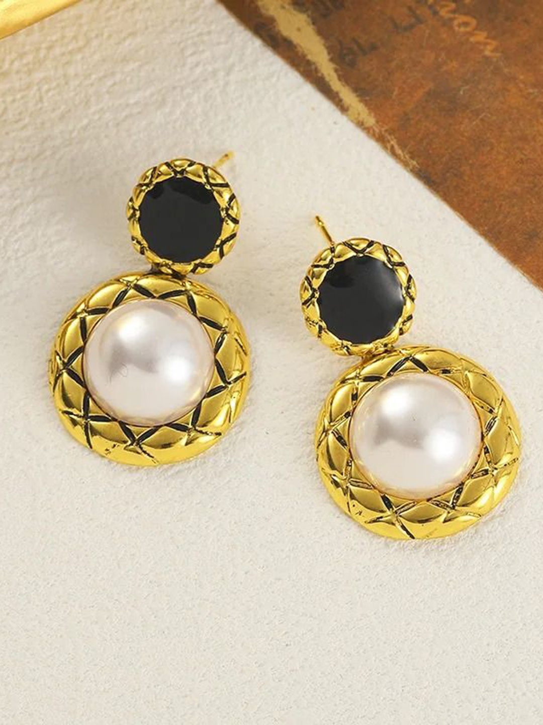 

VIEN Contemporary Studs Earrings, Gold