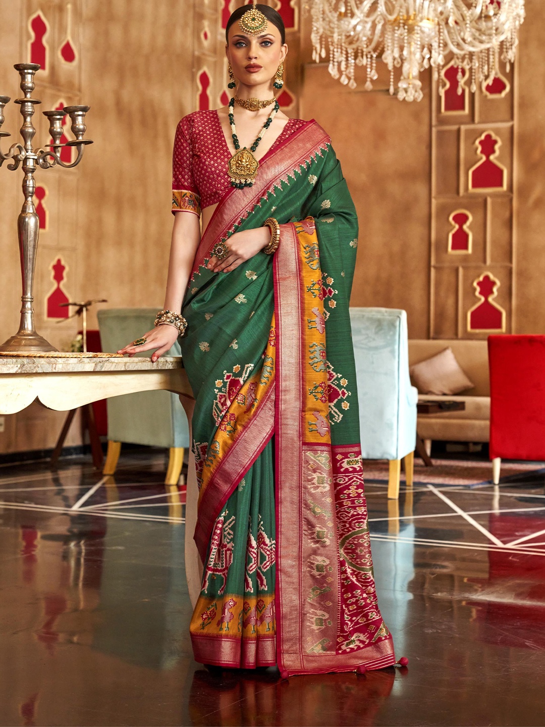 

KIMISHA Woven Design Zari Patola Saree, Green