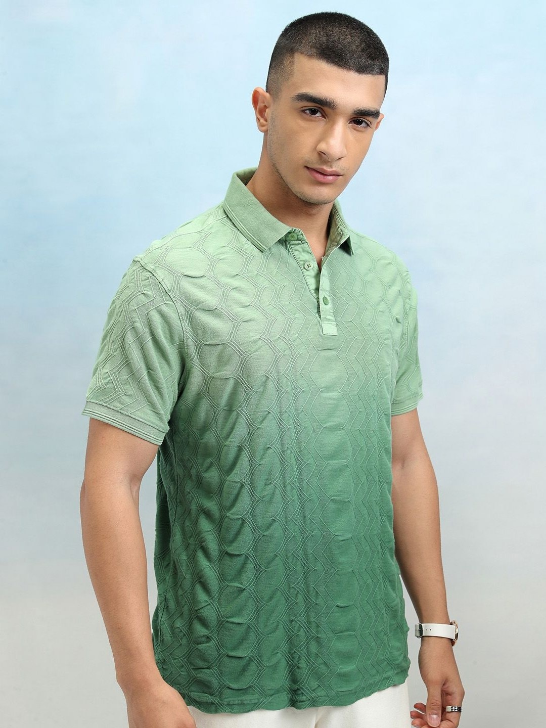 

HIGHLANDER Men Self Design Polo Collar Cotton Slim Fit T-shirt, Green