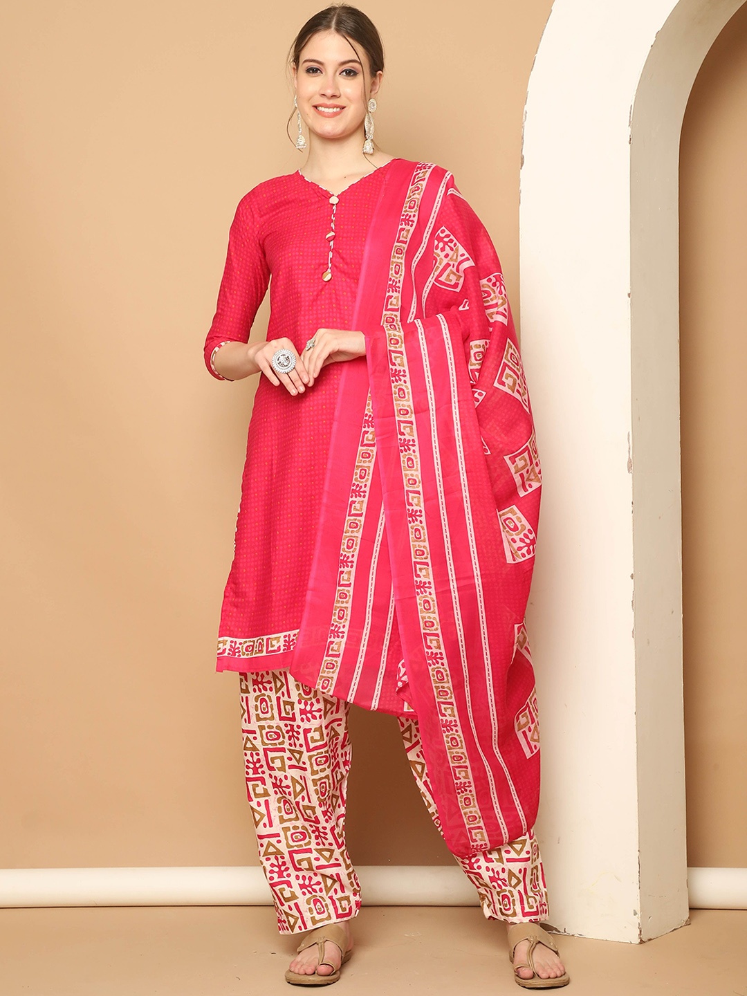 

KALINI Women Floral Printed Regular Kurta with Salwar & With Dupatta, Pink
