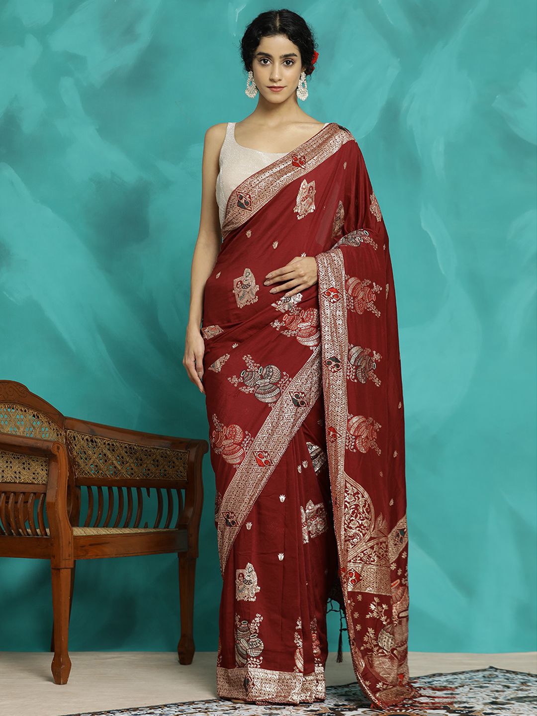 

Jaipur Kurti Zari Woven Heavy Banarasi Saree, Maroon