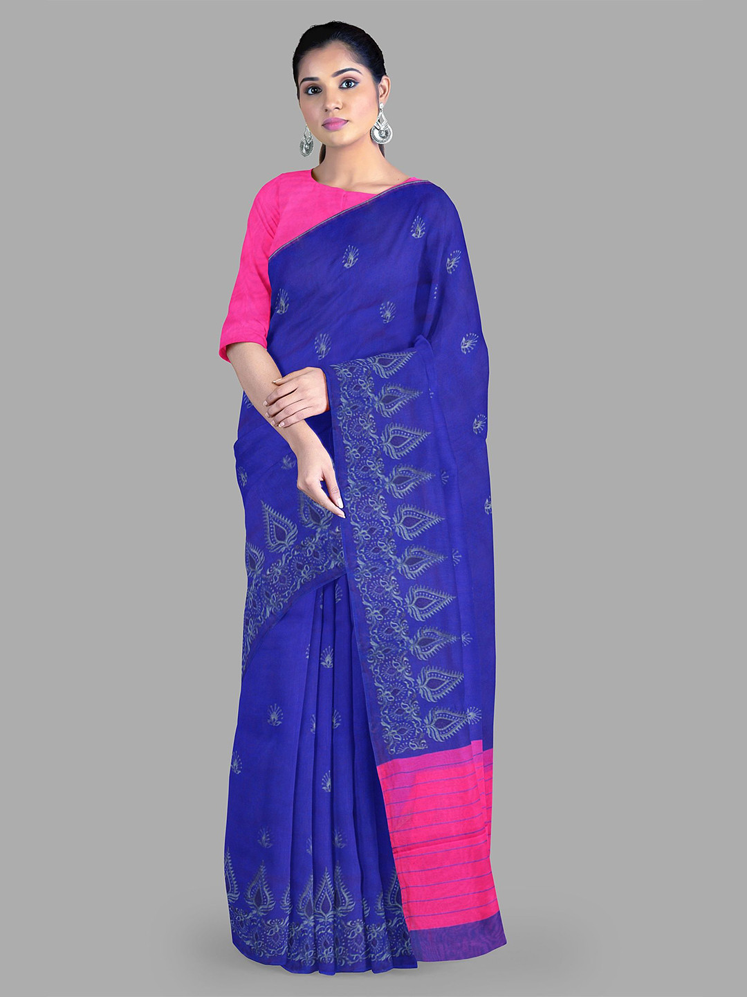 

The Chennai Silks Floral Printed Gadwal Saree, Blue