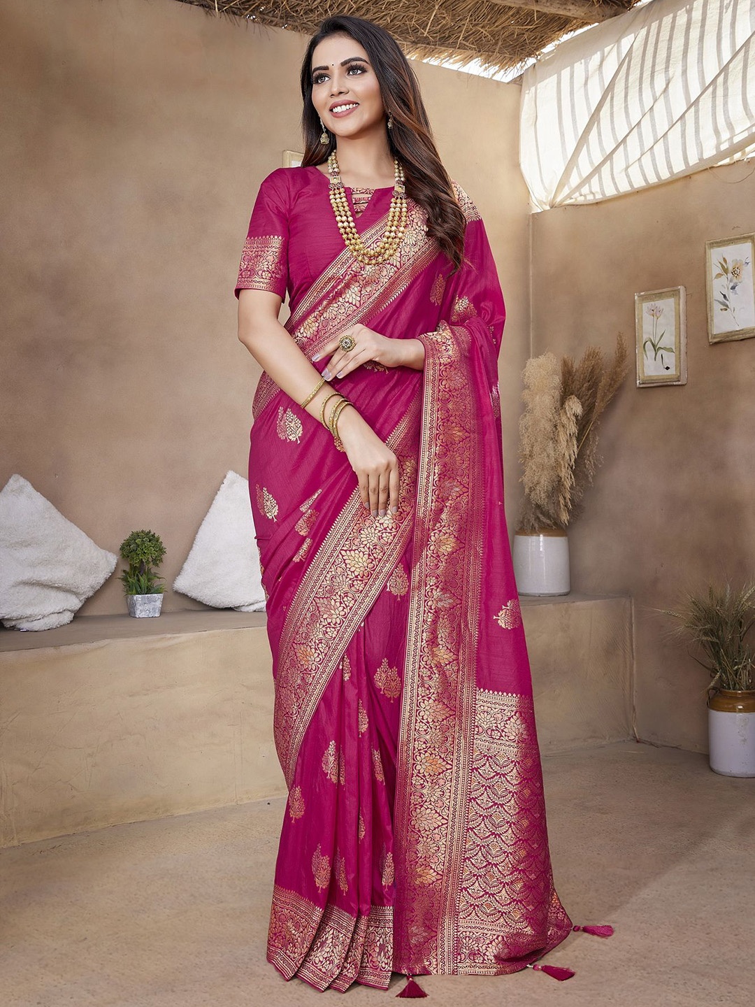 

Divyadham Textiles Ethnic Motifs Zari Pure Silk Paithani Saree, Pink