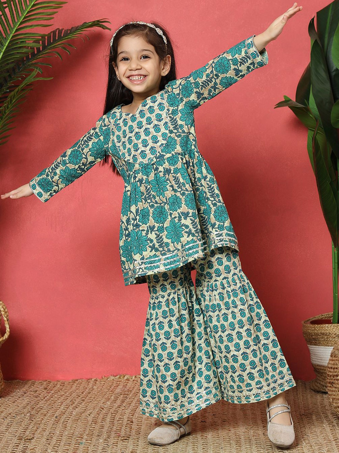 

Readiprint Girls Floral Printed Empire Pure Cotton Anarkali Kurta with Sharara, Turquoise blue