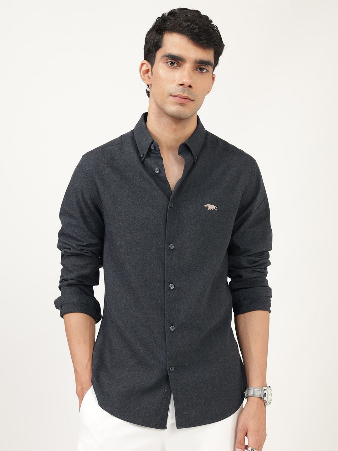 

Andamen Men Premium Button-Down Collar Solid Cotton Slim Fit Casual Shirt, Grey