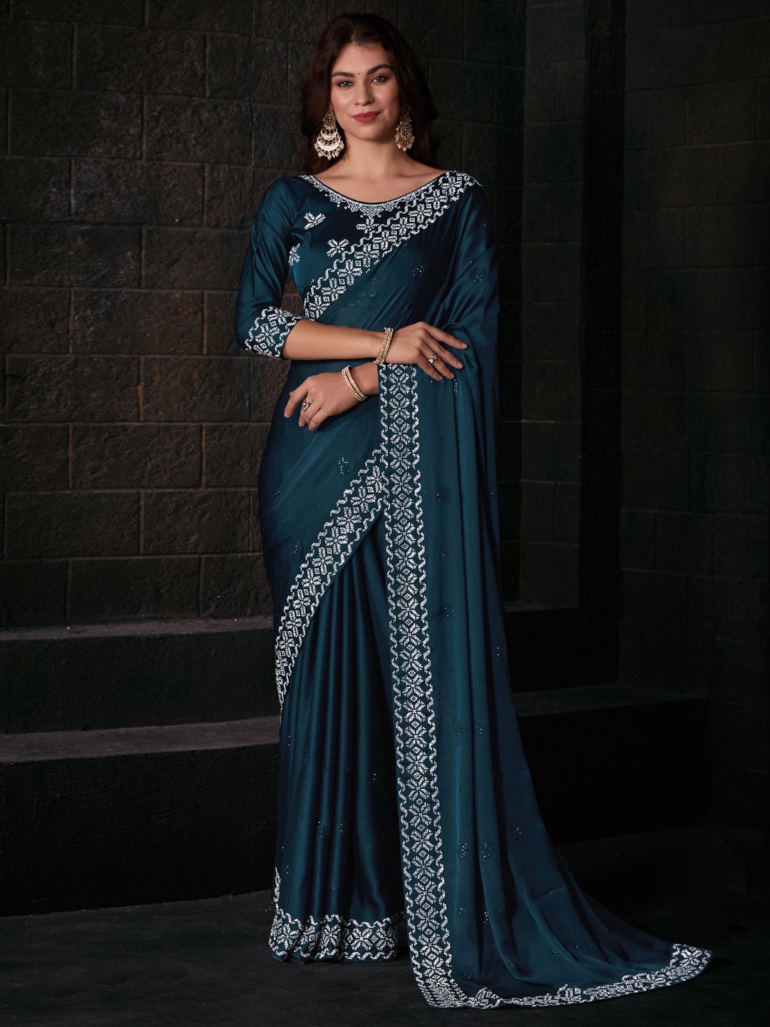 

Anouk Embellished Beads and Stones Poly Chiffon Saree, Teal